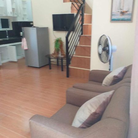 Estilo Apartment 2-Storey Clarin  Екстериор снимка