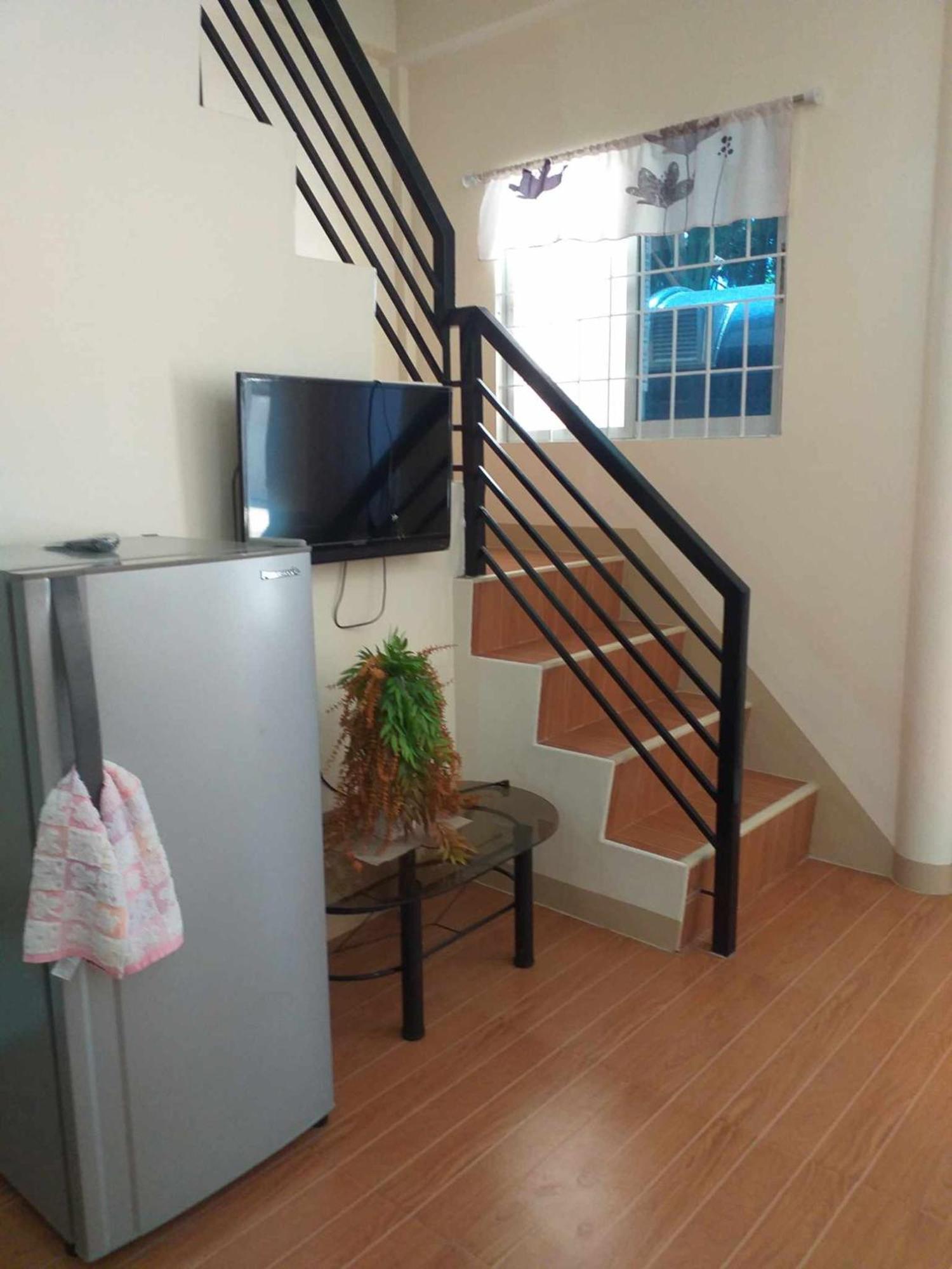 Estilo Apartment 2-Storey Clarin  Екстериор снимка