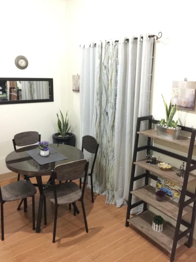 Estilo Apartment 2-Storey Clarin  Екстериор снимка